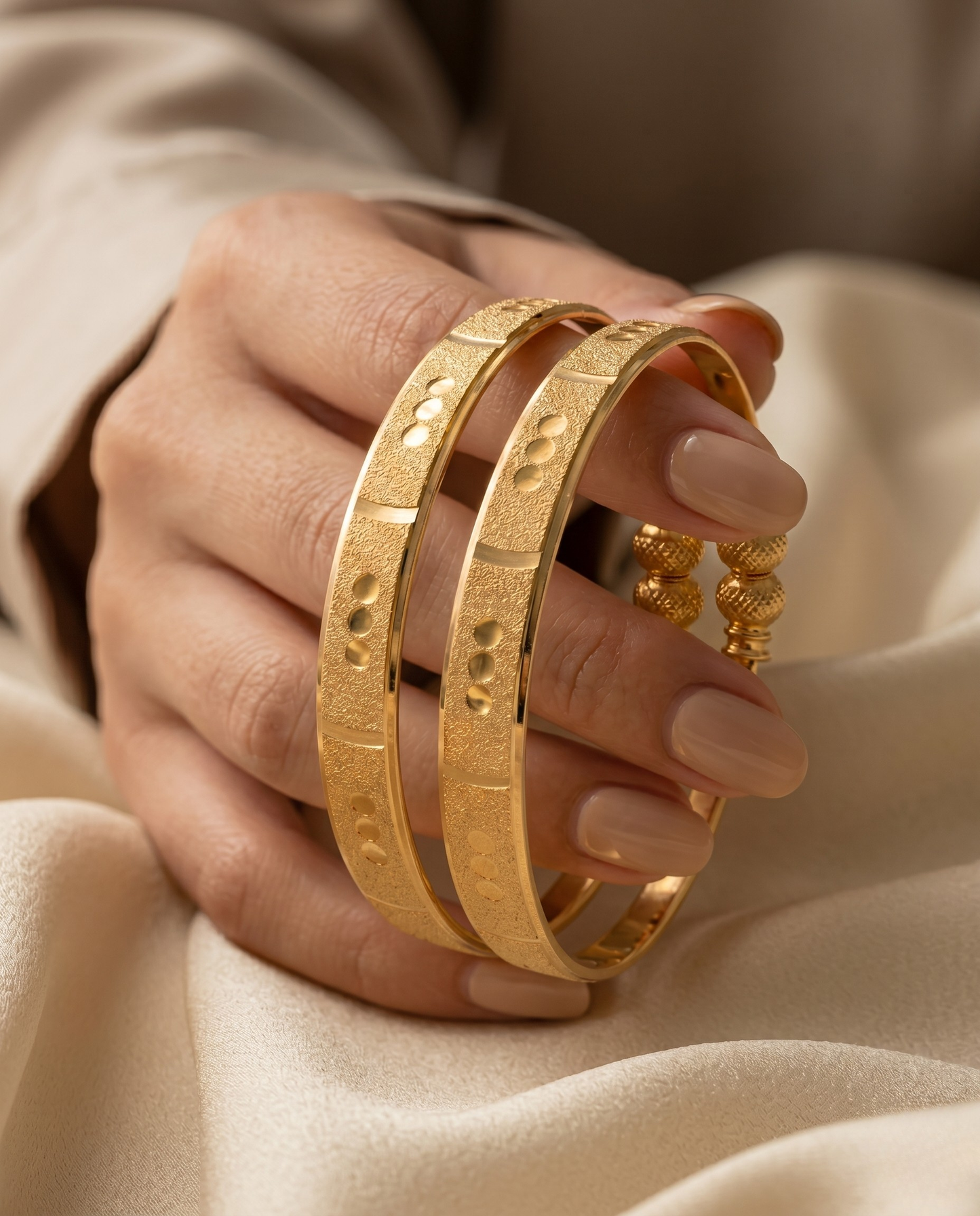 Micro Gold Plated Maharani Svarna Bangles (Openable - Free Size)