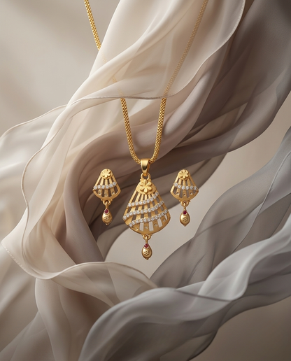Micro Gold Platted Elegant Designer Pendant & Earrings Set