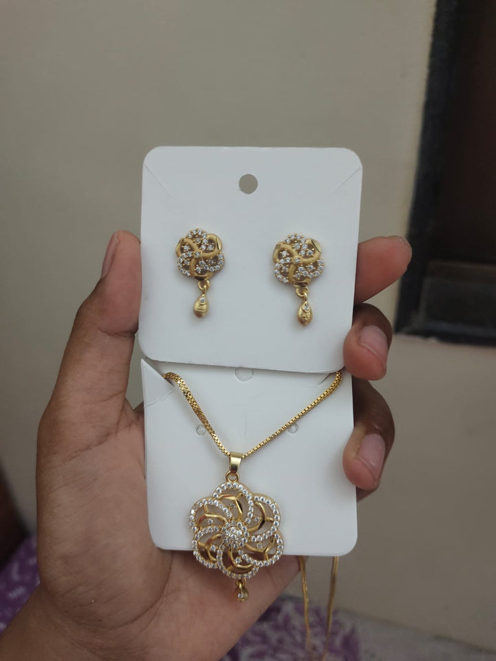 Minal — product image